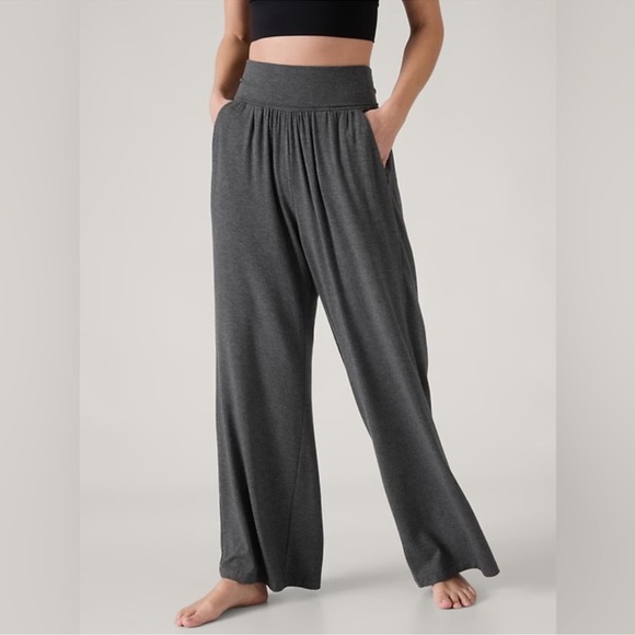 Athleta Pants - ATHLETA Gray Studio Wide Leg Pant Size Small Tall